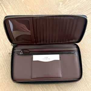 Men’s Coach wallet